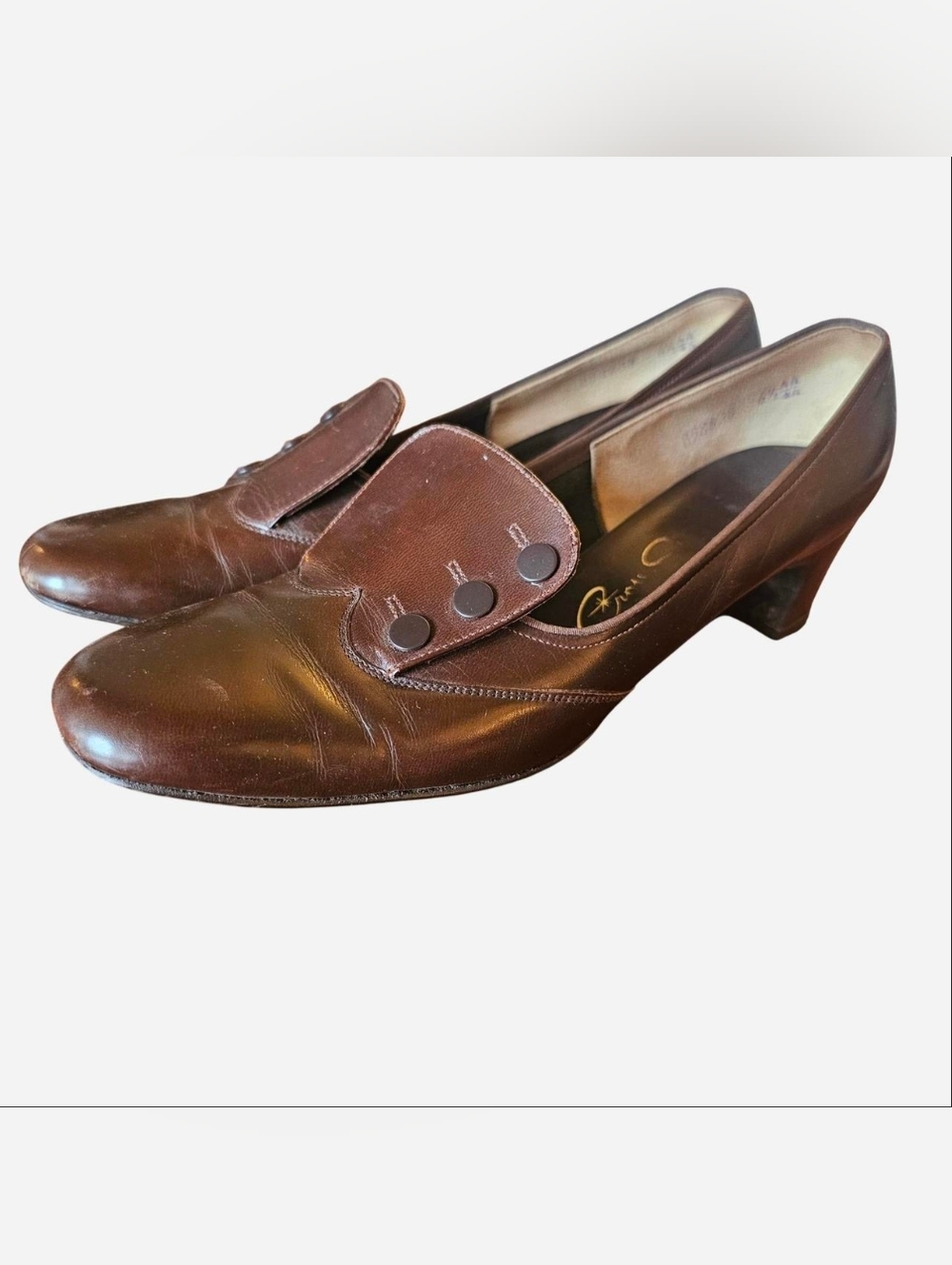 Vintage 1960s Low Heeled Shoes Small No Size